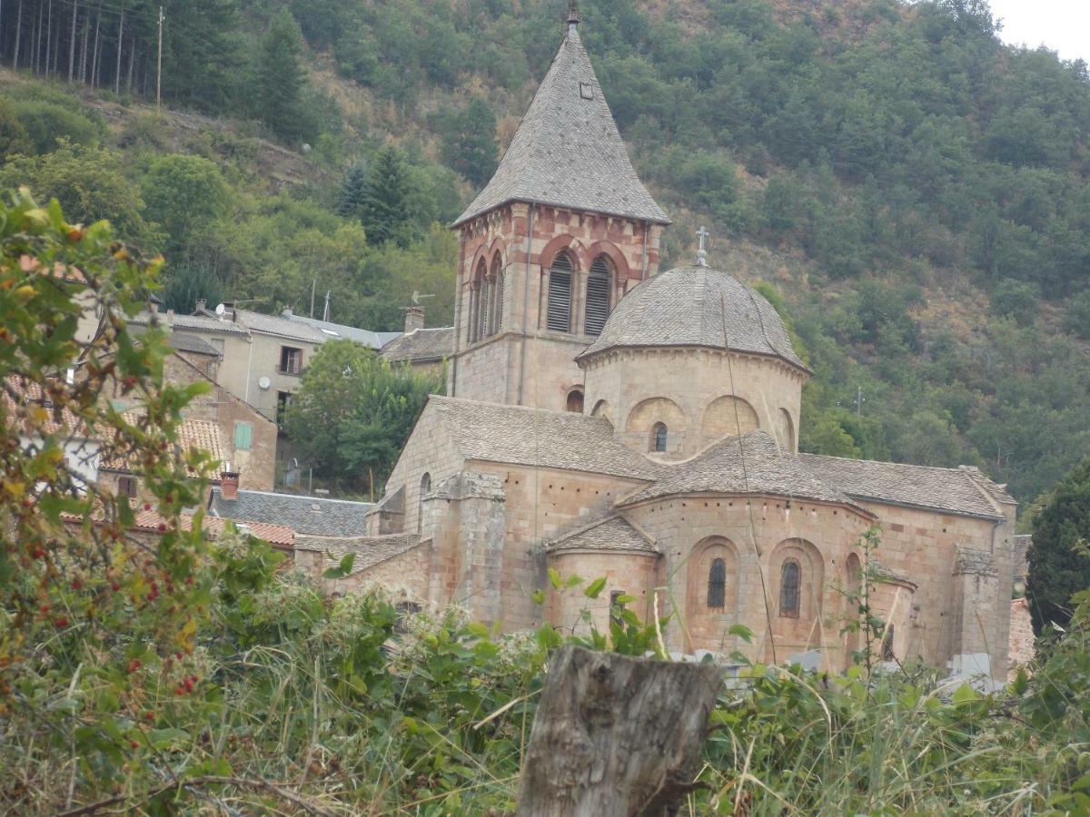 Le Cintrium Bed and Breakfast Viala-du-Tarn Εξωτερικό φωτογραφία